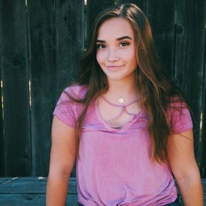 Meet your Posher, Hannah